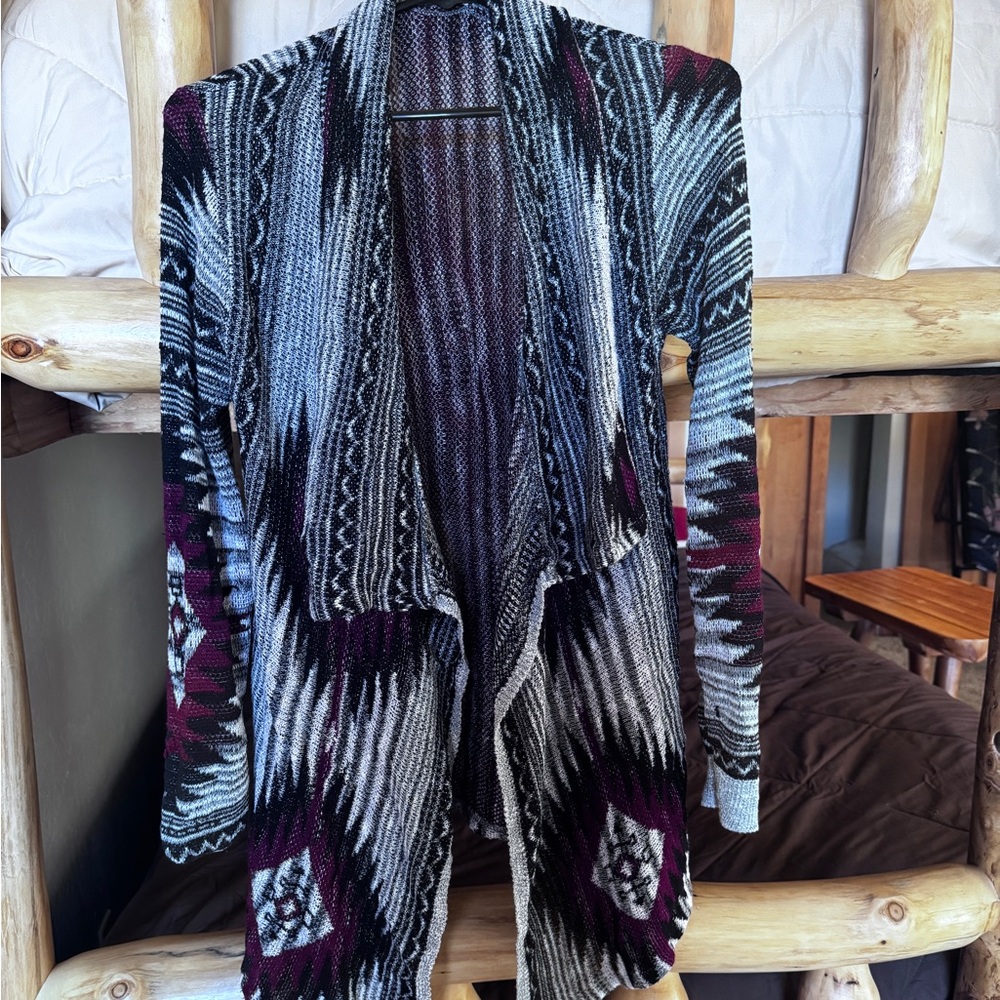 Stylish Open Front Cardigan with Geometric Patterns